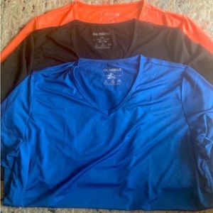 Real Essential 2xl tshirts new